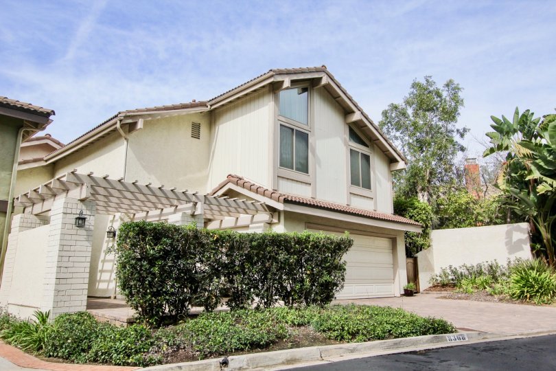 La Jolla Woods Condos, Lofts & Townhomes For Sale La Jolla Woods Real