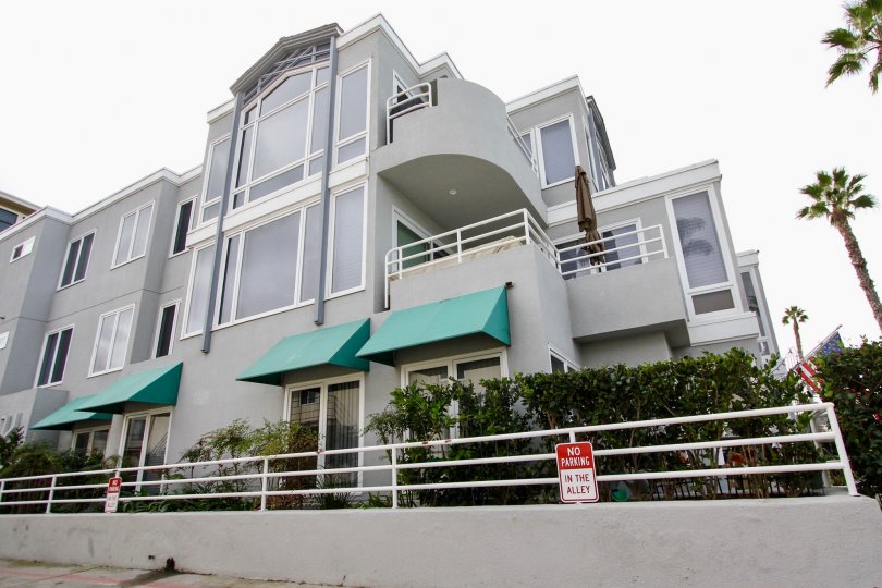 LJ Windigo Condos, Lofts & Townhomes For Sale LJ Windigo Real Estate