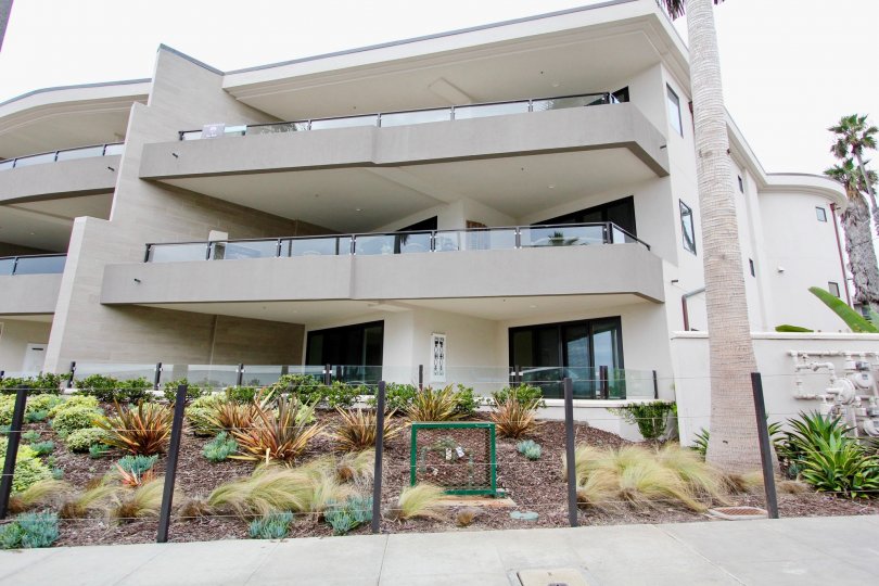 One Neptune Condos, Lofts & Townhomes For Sale One Neptune Real