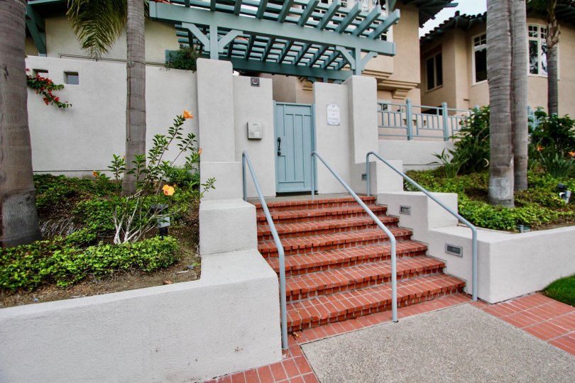 Villas of Ivanhoe Condos, Lofts & Townhomes For Sale Villas of