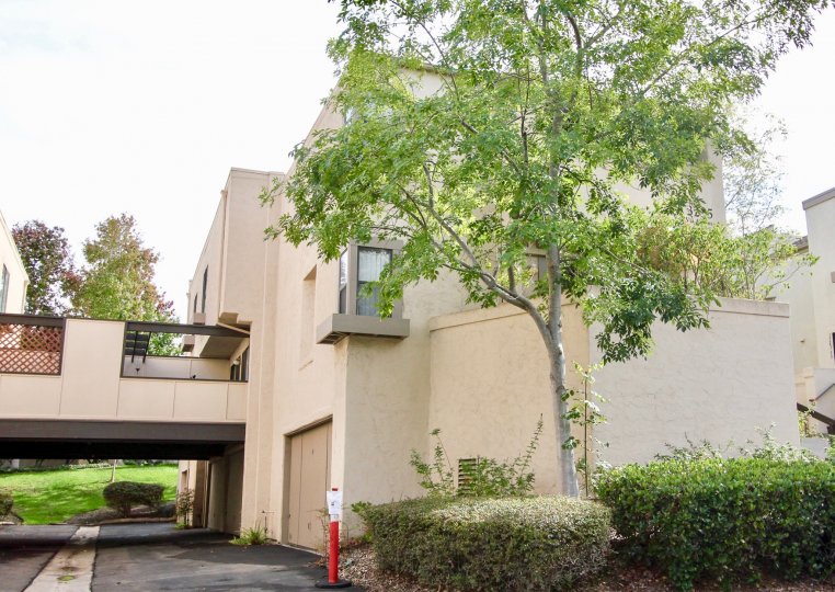 Woodlands West I Condos, Lofts & Townhomes For Sale Woodlands West I