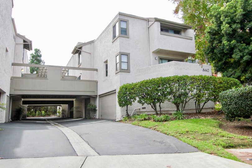 Woodlands West II Condos, Lofts & Townhomes For Sale Woodlands West