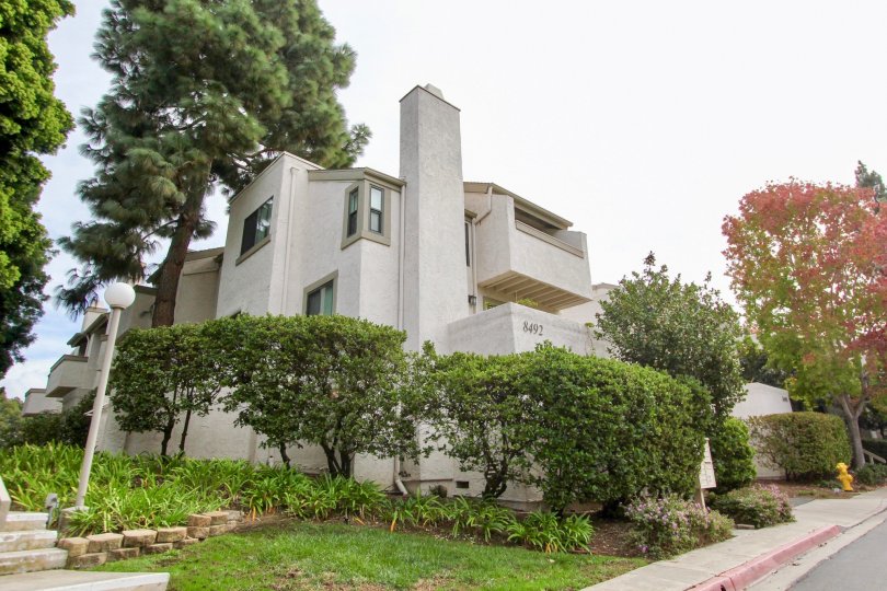 Woodlands West II Condos, Lofts & Townhomes For Sale Woodlands West