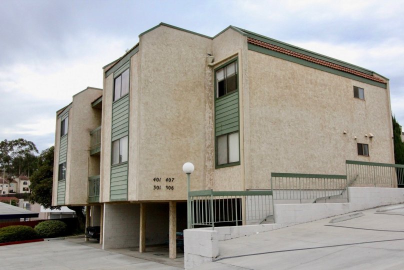 Cypress Plaza Condos, Lofts & Townhomes For Sale Cypress Plaza Real