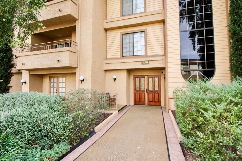 Lake Park Way Terrace Condos, Lofts & Townhomes For Sale Lake Park