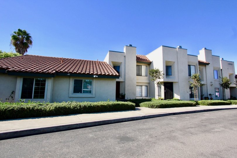 Black Mountain Villas Condos, Lofts & Townhomes For Sale Black