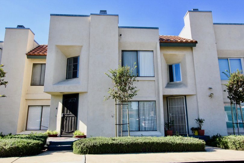 Black Mountain Villas Condos, Lofts & Townhomes For Sale Black