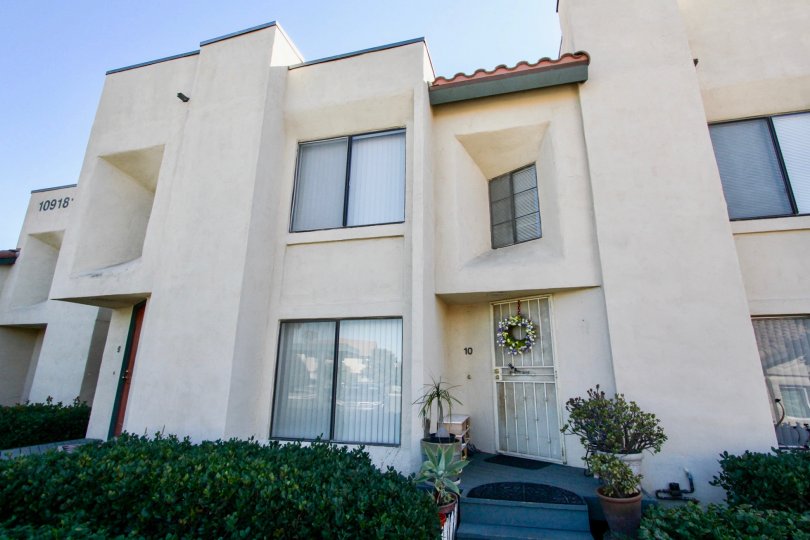 Black Mountain Villas Condos, Lofts & Townhomes For Sale Black