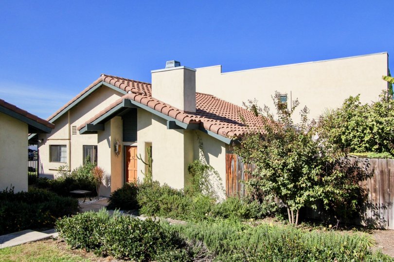 Black Mountain Villas Condos, Lofts & Townhomes For Sale Black