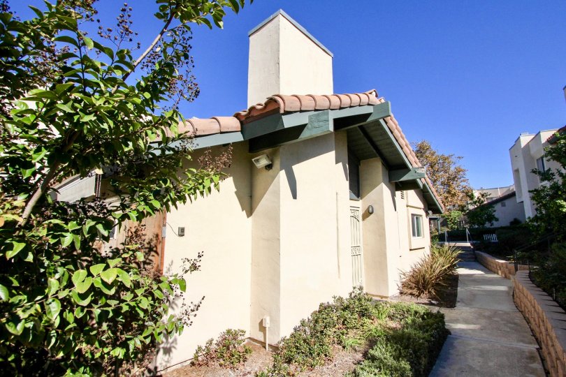 Black Mountain Villas Condos, Lofts & Townhomes For Sale Black