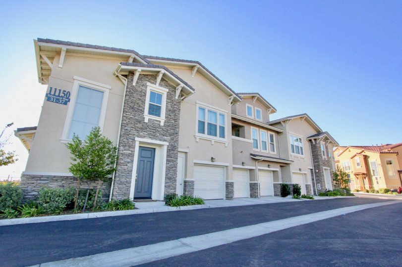 Sorrento Terrace Condos, Lofts & Townhomes For Sale Sorrento Terrace