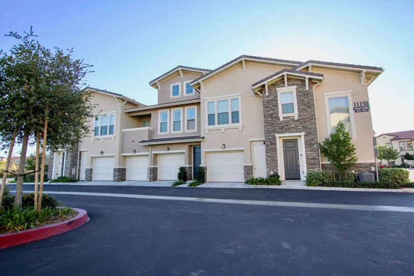 Sorrento Terrace Condos, Lofts & Townhomes For Sale Sorrento Terrace