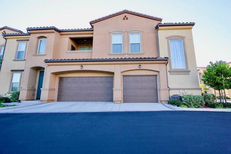 Sorrento Terrace Condos, Lofts & Townhomes For Sale Sorrento Terrace