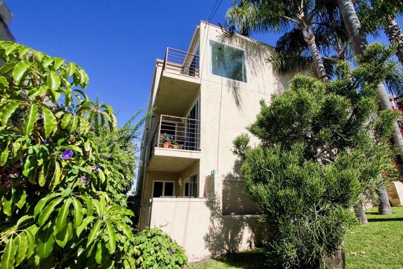 Redwood Condominiums Condos, Lofts & Townhomes For Sale Redwood