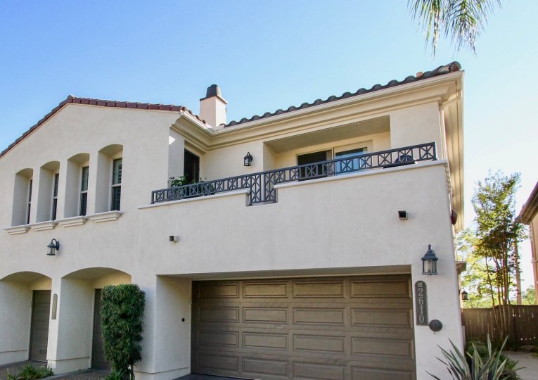 Bungalows at Escala Condos, Lofts & Townhomes For Sale Bungalows at