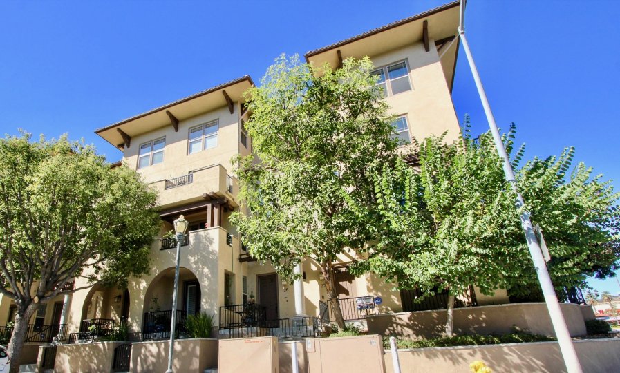 Mission Walk Condos, Lofts & Townhomes For Sale | Mission Walk Real