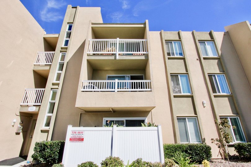 Suncrest Villas Condos, Lofts & Townhomes For Sale Suncrest Villas