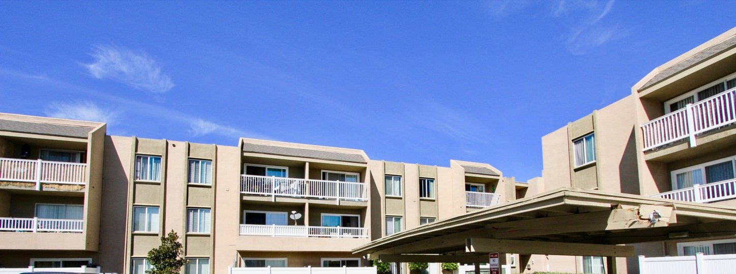 Suncrest Villas Condos, Lofts & Townhomes For Sale Suncrest Villas
