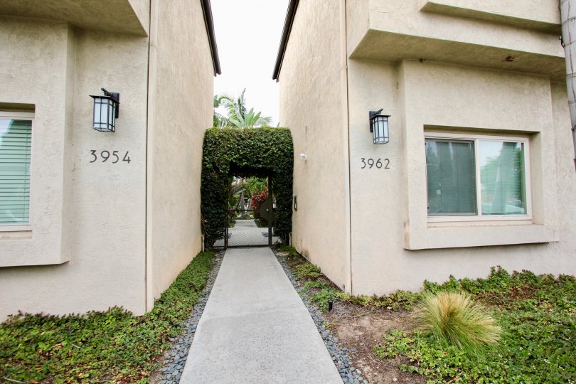 Bancroft Street Condos, Lofts & Townhomes For Sale Bancroft Street