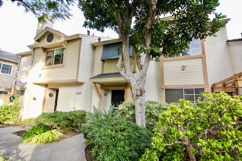 California Village Condos, Lofts & Townhomes For Sale California