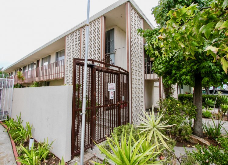 Golden Oaks Condos, Lofts & Townhomes For Sale Golden Oaks Real