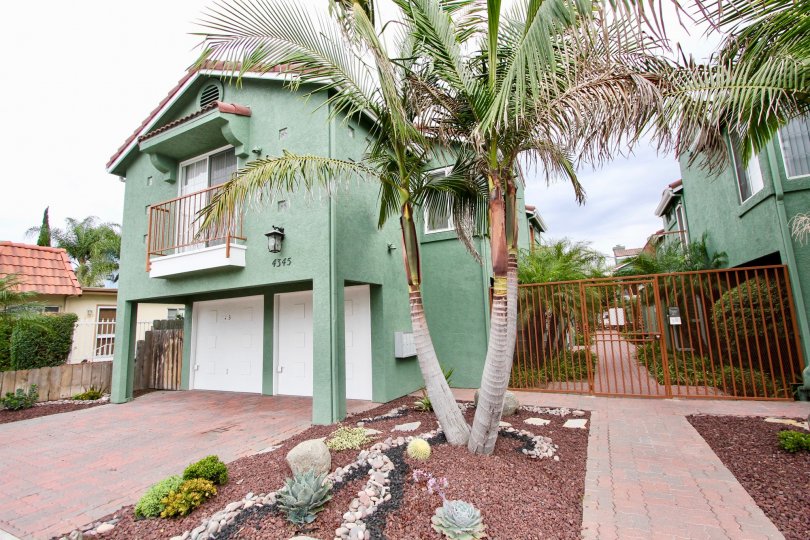 Majestic Palms Condos, Lofts & Townhomes For Sale Majestic Palms Real