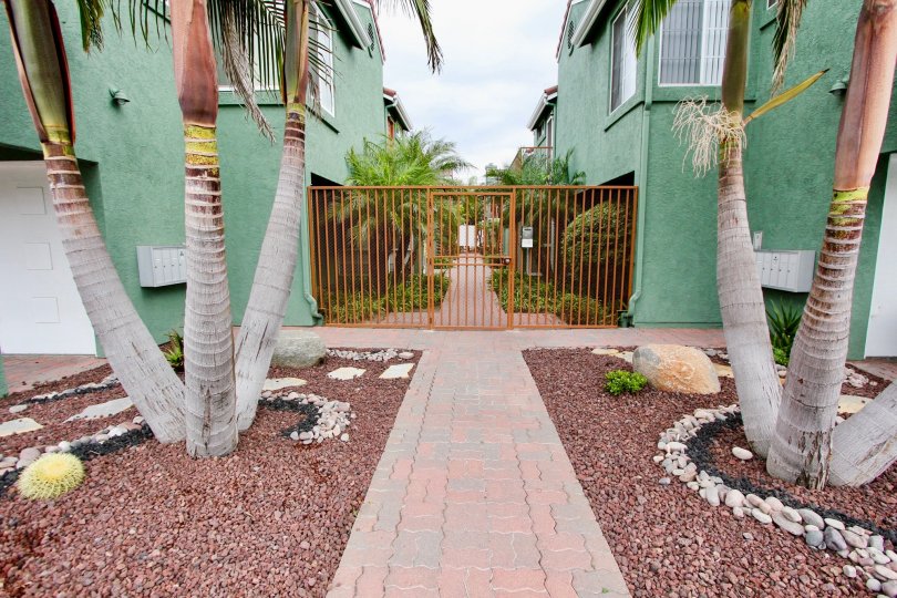 Majestic Palms Condos, Lofts & Townhomes For Sale Majestic Palms Real