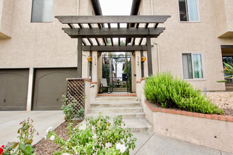 Villa Park Condos For Sale