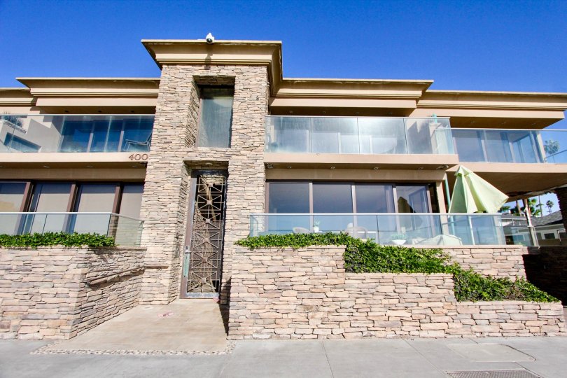 400 S The Strand Condos, Lofts & Townhomes For Sale 400 S The Strand Real Estate 400 S The