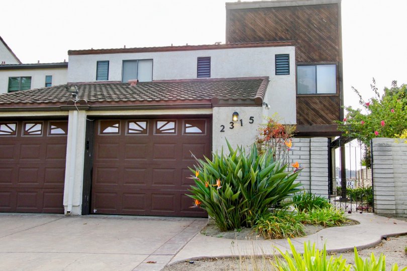 El Camino Villa Condos, Lofts & Townhomes For Sale El Camino Villa