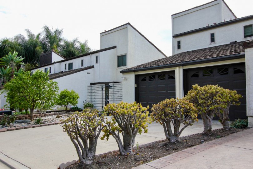 El Camino Villa Condos, Lofts & Townhomes For Sale El Camino Villa