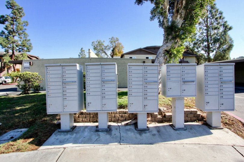 Lakeshore Villas Condos, Lofts & Townhomes For Sale Lakeshore Villas