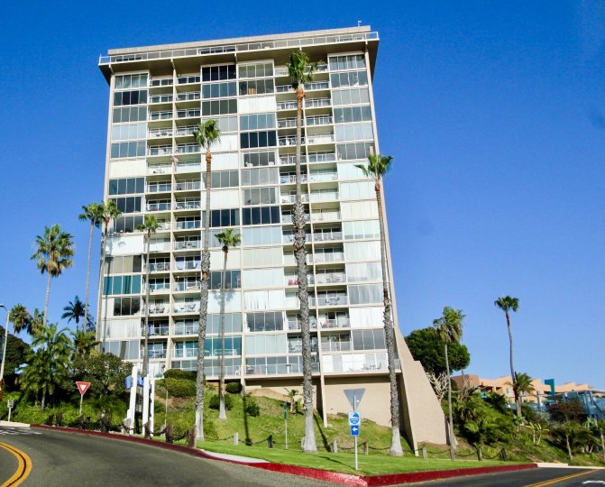 Marina Towers Condos, Lofts & Townhomes For Sale Marina Towers Real