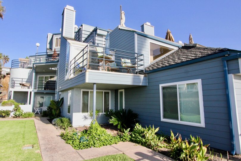 Pacifica Strand Condos, Lofts & Townhomes For Sale Pacifica Strand