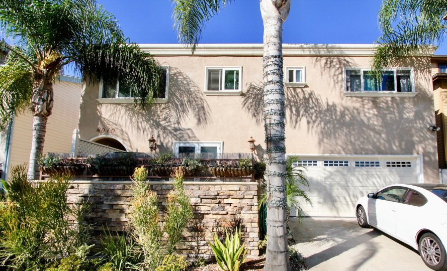 Crown Morrell Condos, Lofts & Townhomes For Sale Crown Morrell Real