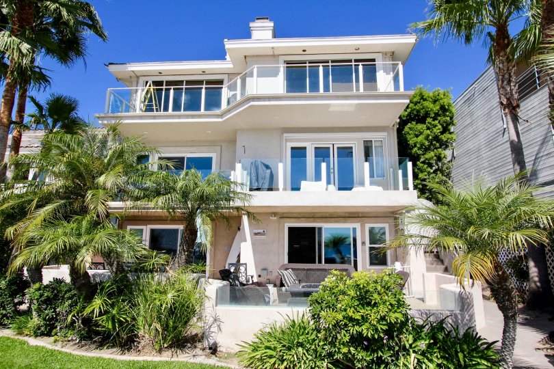 Briar Bay Condos For Sale