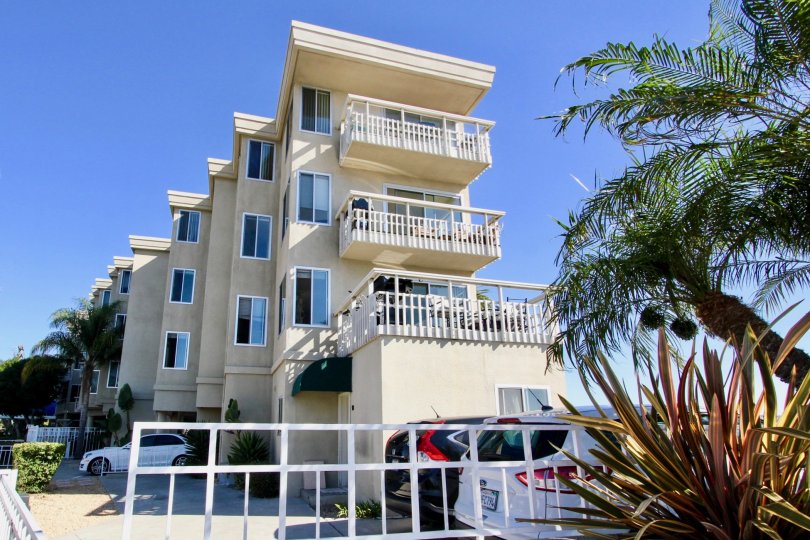 The Shores at Crown Point Condos, Lofts & Townhomes For Sale The