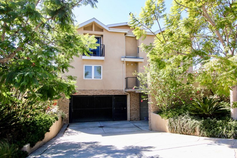 Keats Condos Condos, Lofts & Townhomes For Sale Keats Condos Real