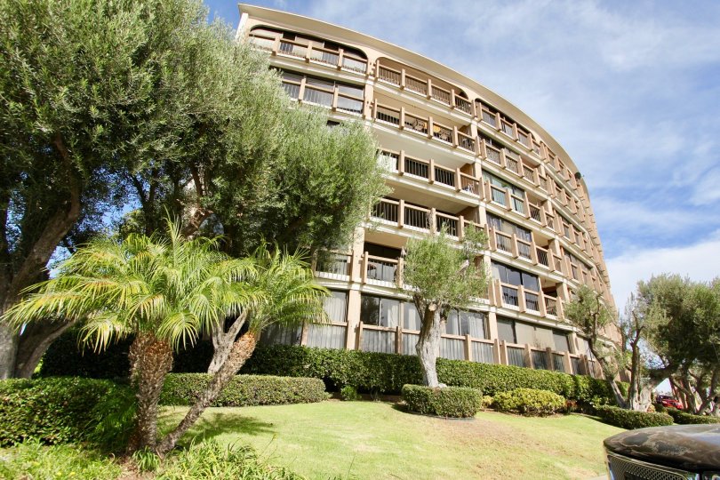 Le Rondelet Condos, Lofts & Townhomes For Sale Le Rondelet Real