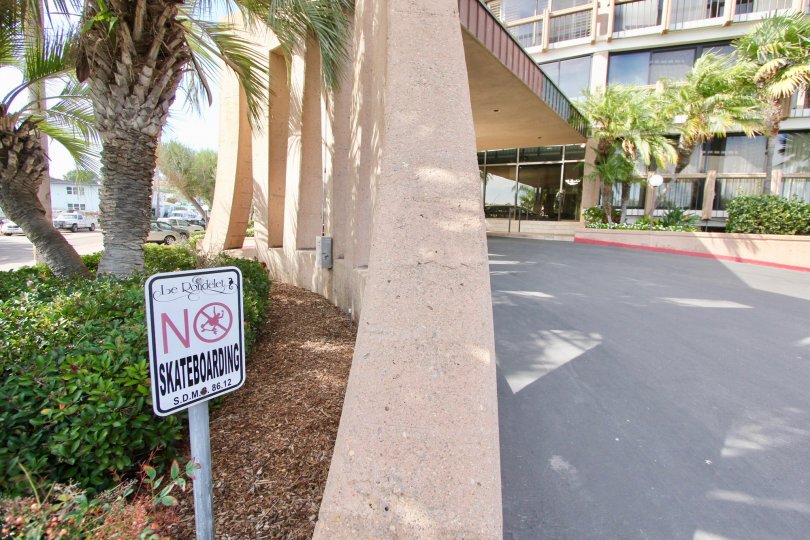 Le Rondelet Condos, Lofts & Townhomes For Sale Le Rondelet Real