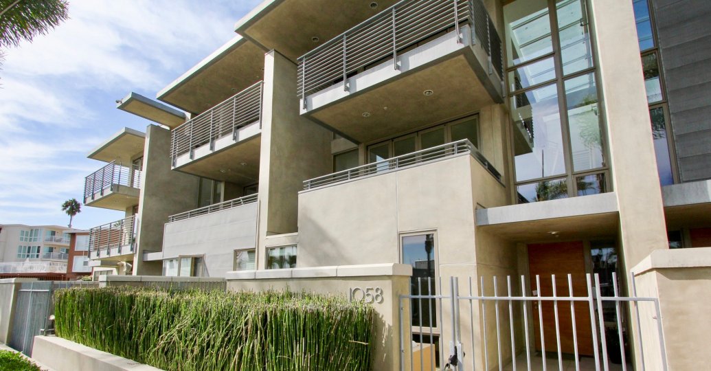 Seven on Anchorage Lane Condos, Lofts & Townhomes For Sale Seven on