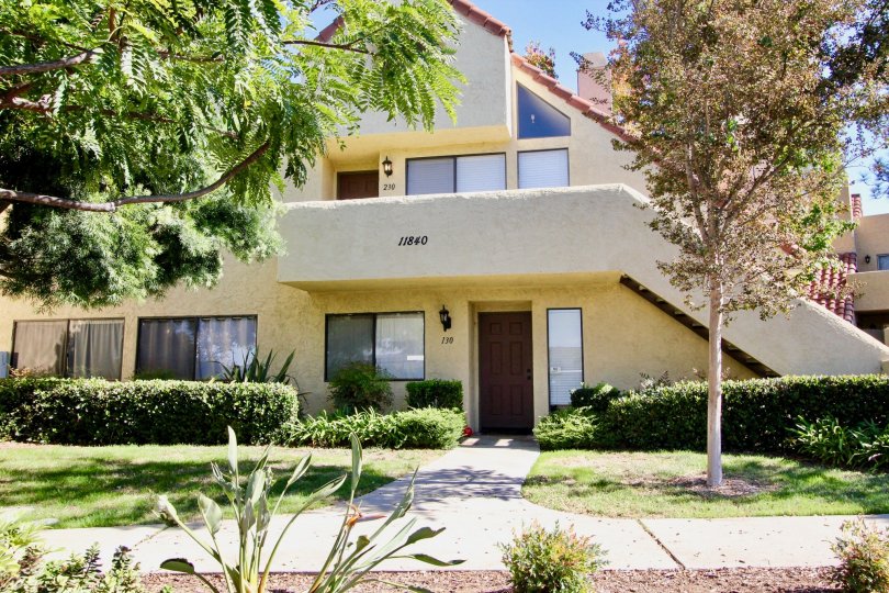 Bernardo Pines Condos, Lofts & Townhomes For Sale Bernardo Pines Real