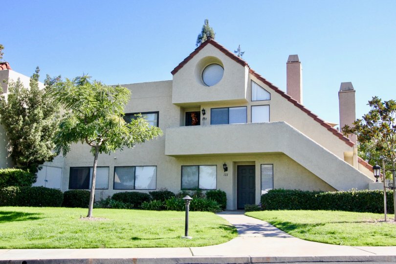 Bernardo Pines Condos, Lofts & Townhomes For Sale Bernardo Pines Real