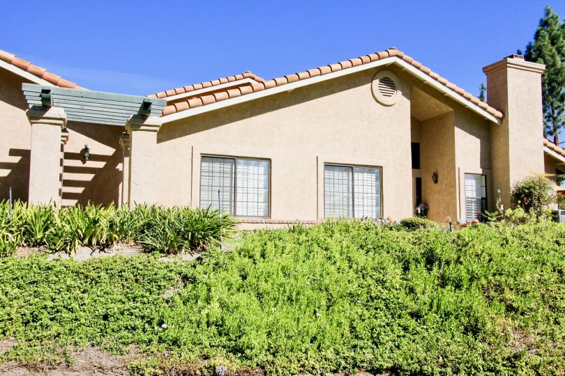 Las Flores Condos, Lofts & Townhomes For Sale Las Flores Real Estate