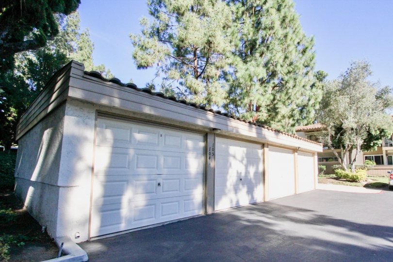 One Oaks North Condos, Lofts & Townhomes For Sale One Oaks North Real