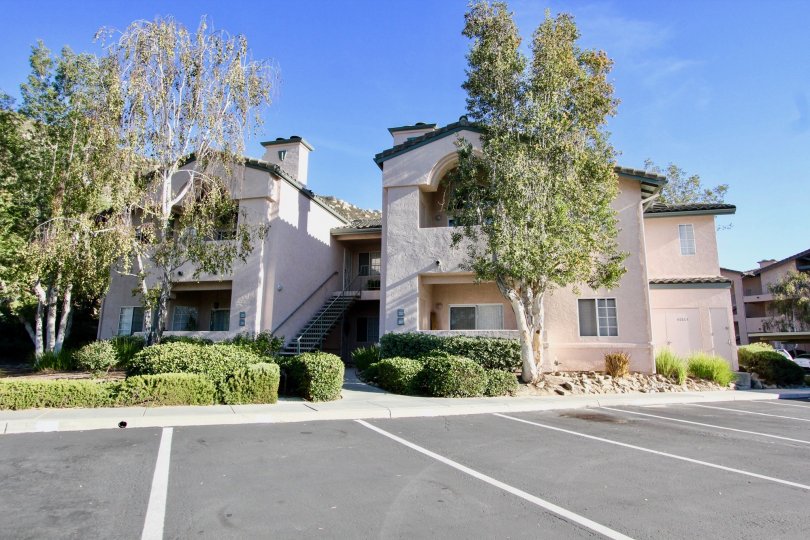 The Summit Condos, Lofts & Townhomes For Sale The Summit Real Estate