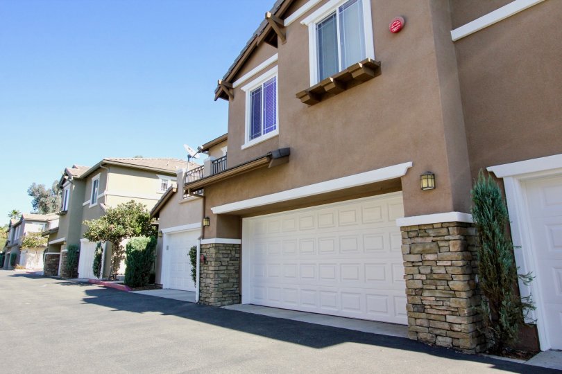 Carriage Walk Condos, Lofts &amp; Townhomes For Sale