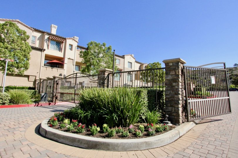 Corte Bella Condos, Lofts & Townhomes For Sale Corte Bella Real