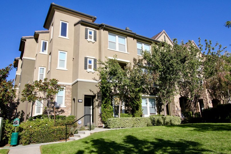 Creekside Cottages Condos, Lofts & Townhomes For Sale Creekside