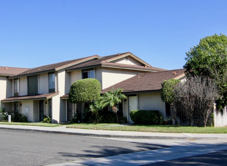 Lake Park Villas Condos, Lofts & Townhomes For Sale Lake Park Villas